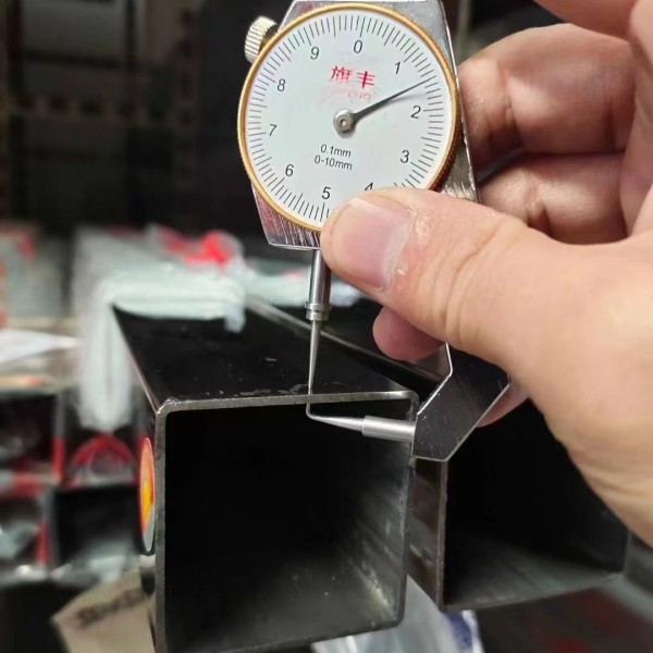 實厚不銹鋼方管